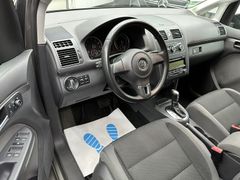 Fahrzeugabbildung Volkswagen Touran 1.4 TSI Comfortline / Automatik Klima