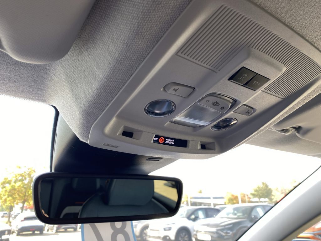 Fahrzeugabbildung Citroën C5 Aircross Hybrid 145 MAX *beh. Frontscheibe*
