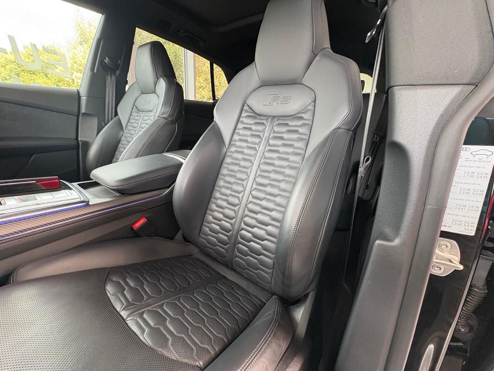 Fahrzeugabbildung Audi RSQ8 keramik*dynamik*massage*stand*23Z*akustik.