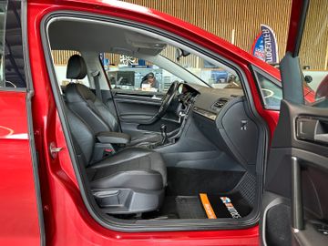 MYAUTOCENTER – Gebraucht- und Jahreswagen mit Werkstattservice in Pfaffenhofen Volkswagen Golf *SPORT-Fahrwerk*Tempo*Keyless*MassageSitze*
