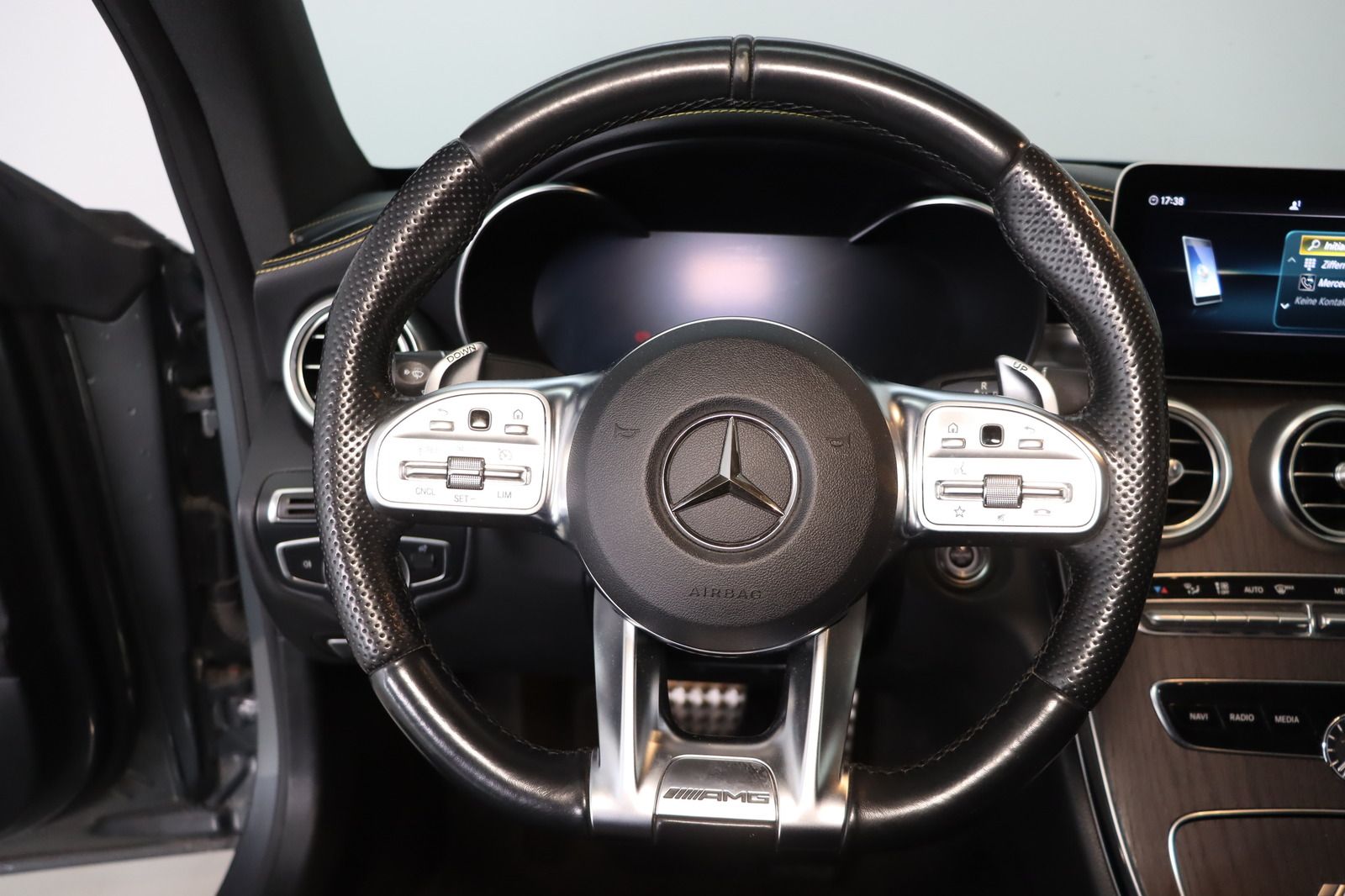 Fahrzeugabbildung Mercedes-Benz C 63 AMG * LED * Airmatic * Memory