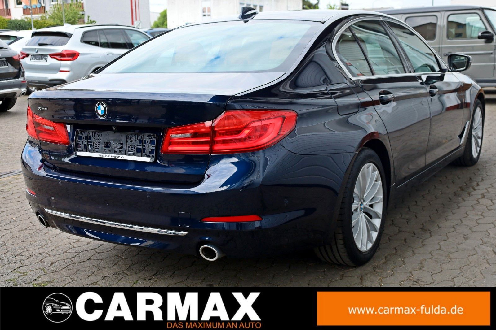 Fahrzeugabbildung BMW 520 d xDrive Lim. Luxury,Leder,Navi,Kamera,SD,SH