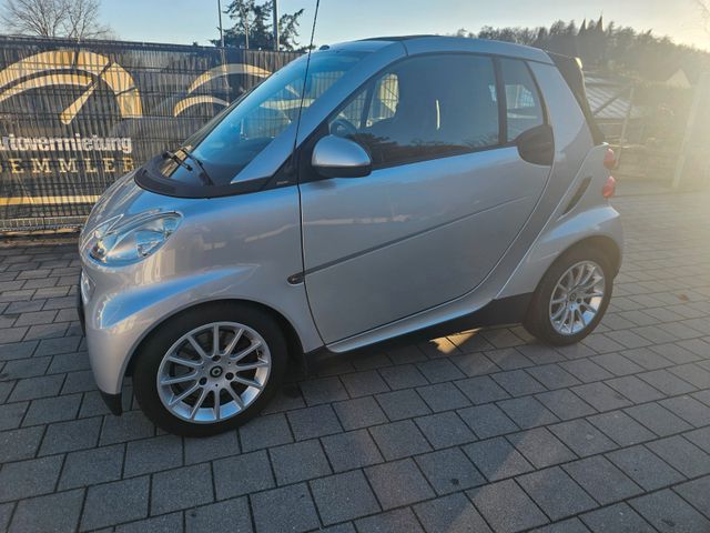 Smart ForTwo cabrio 1.0 52kW mhd passion/  TÜV 08/26