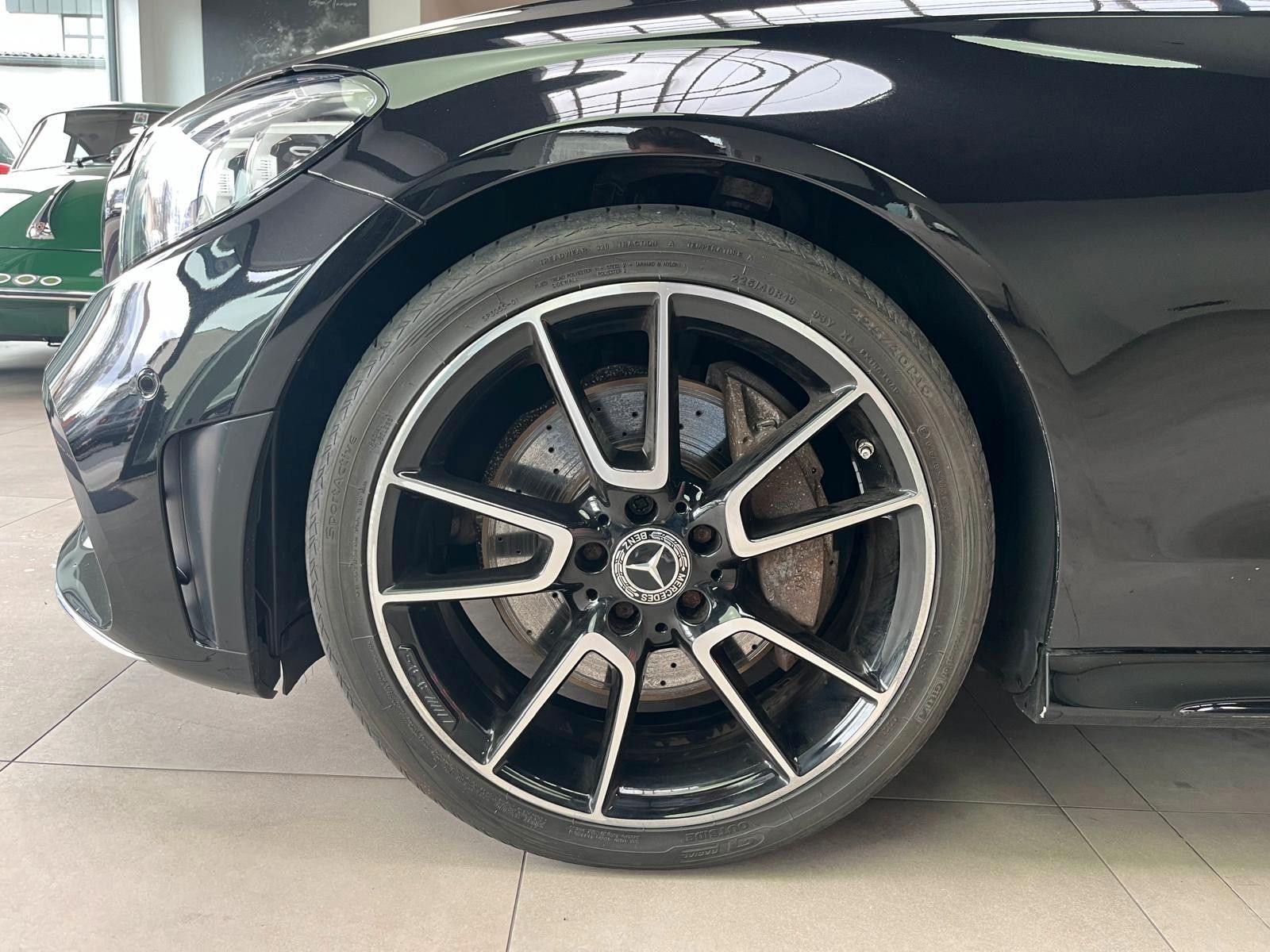 Fahrzeugabbildung Mercedes-Benz C 300 Cabrio AMG-Line