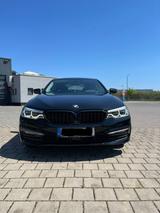 BMW 520i A - - BMW 520 mit Benzin-Antrieb: Limousine