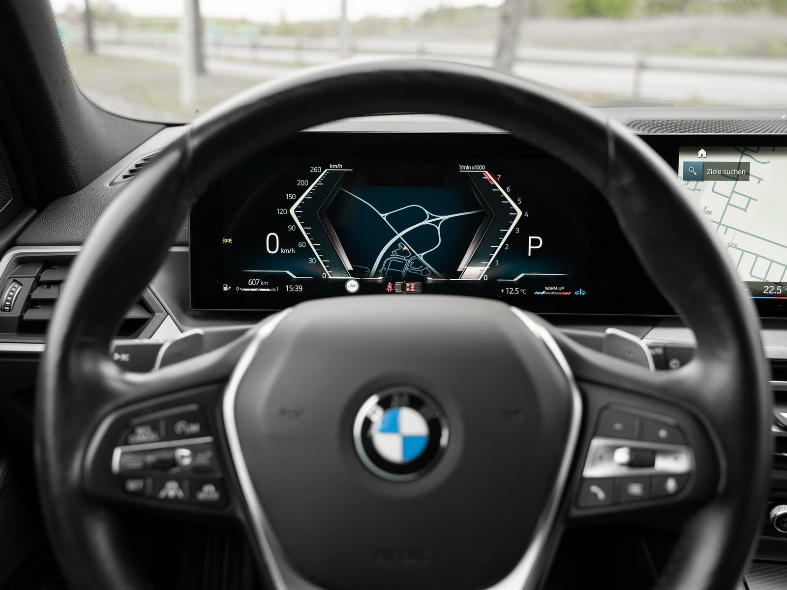 BMW 318 i Touring foto 15