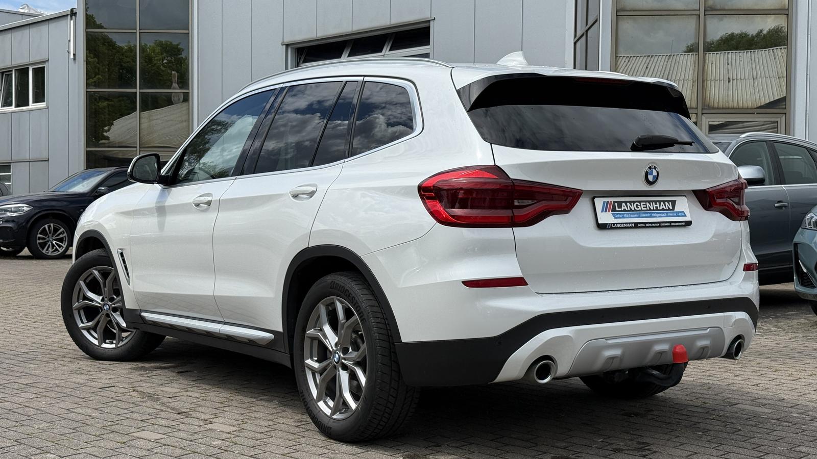 BMW X3 xDrive20d xLine LED Navi Komfortzg SHZ PDC Te