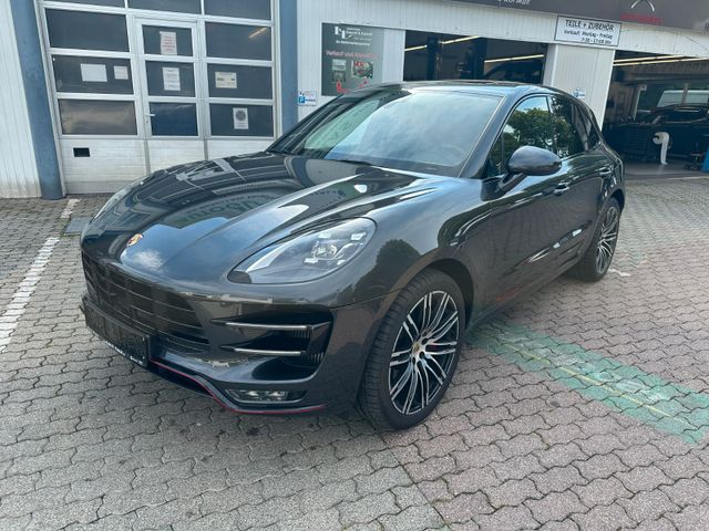 Porsche Macan Turbo mit Performance Paket*NAVi*SHZ*Kamer