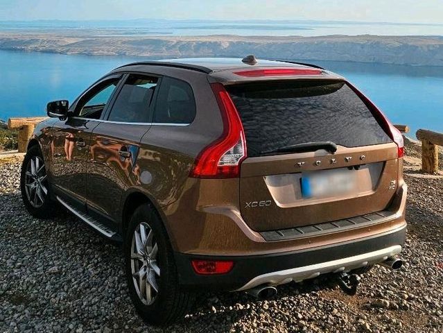 Volvo xc60 D5 Vollausstattung 5 Zylinder D...