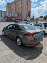 Toyota Corolla 1.8 Hybrid 2020 | 1. Hand | Scheckheft - Toyota Corolla Gebrauchtwagen in München