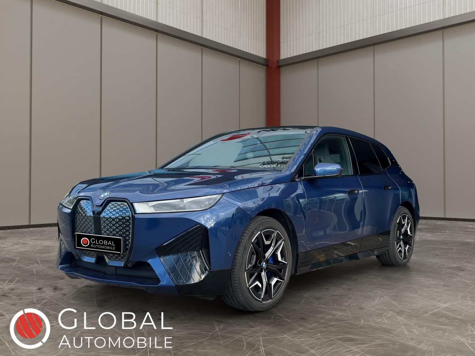 BMW iX xDrive50°SKY°LUFT°AHK°GARANTIE°360°PANO°ACC°