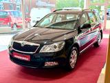 Skoda Octavia Combi Ambiente/1.Hand/Tüv+Service  NEU - Skoda Octavia aus 2010: Combi