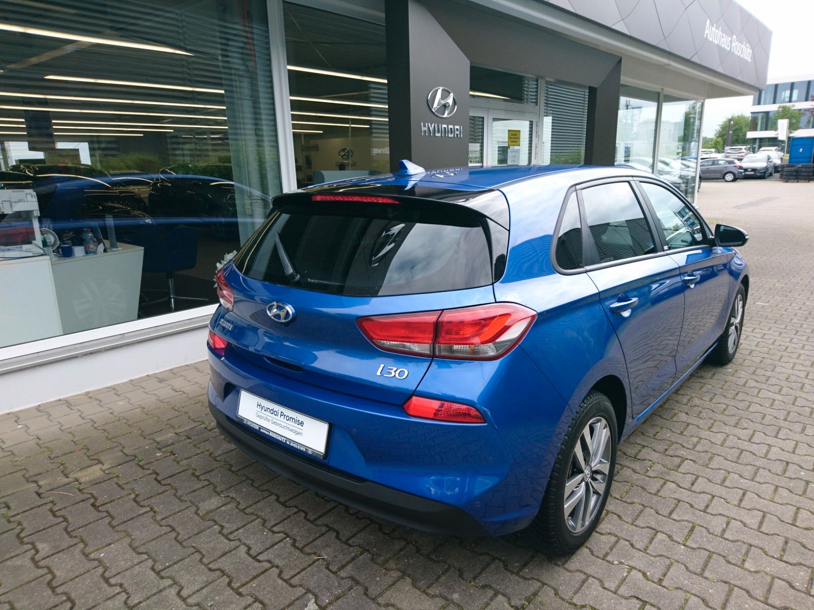 Fahrzeugabbildung Hyundai i30 1.0 T-GDi Passion Klima PDC 16"Alu RFK