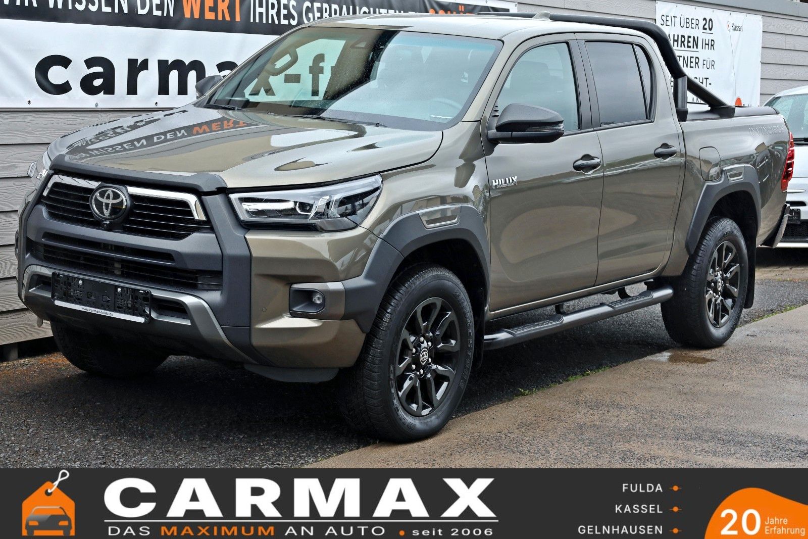Fahrzeugabbildung Toyota Hilux 2.8 D-4D Invincible,Rollbügel, Rollo , AHK