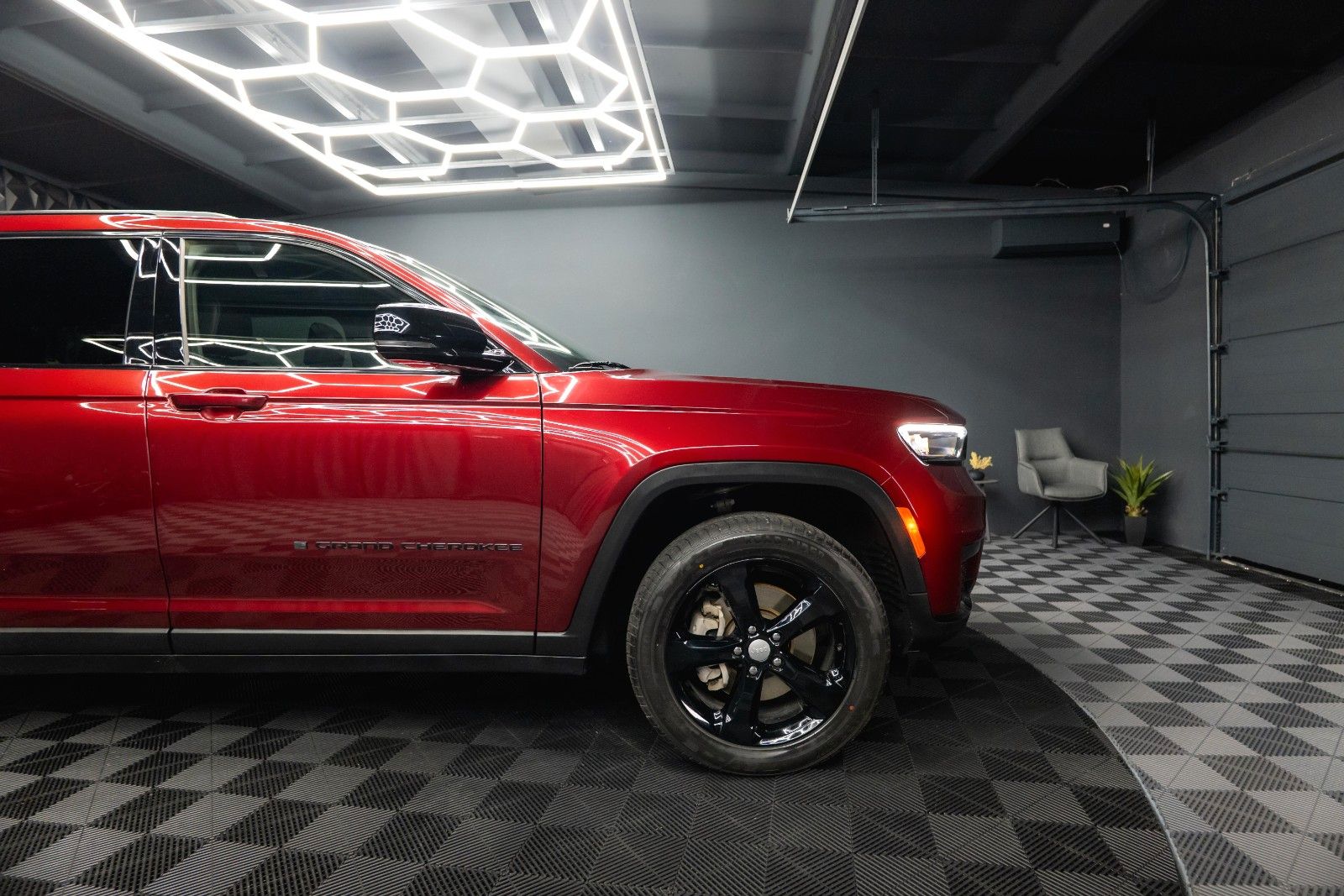 Fahrzeugabbildung Jeep Grand Cherokee 3.6 4x4 Altitude L ACC Kamera 19%