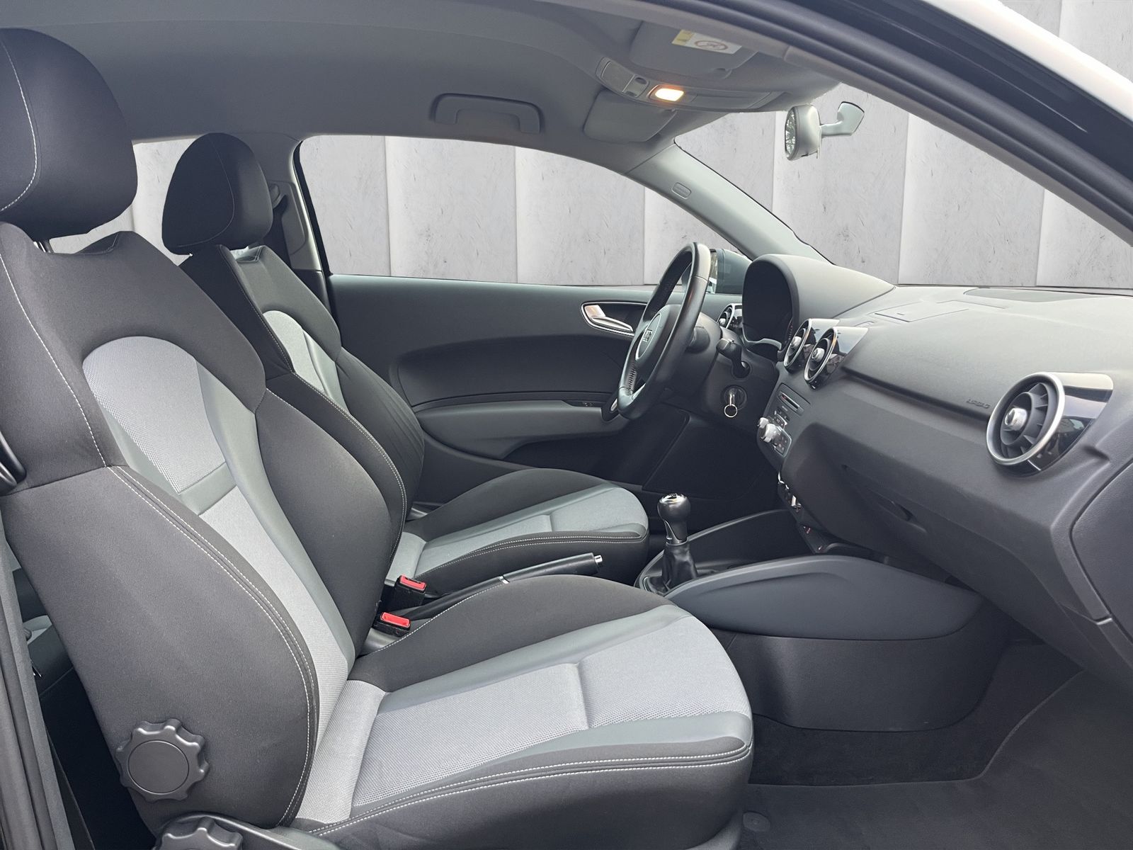 Fahrzeugabbildung Audi A1 1.0 TFSI Sport*Ultra*SHZ*PDC*KLIMA*