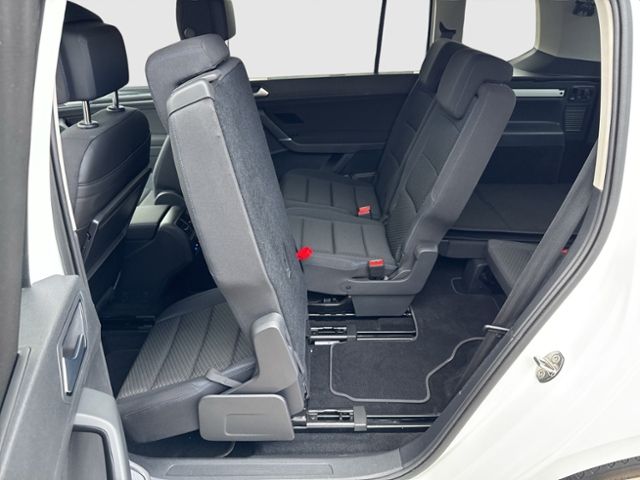 Touran UNITED 1.5 TSI R-LINE NAVI AHK DAB+7 SITZ