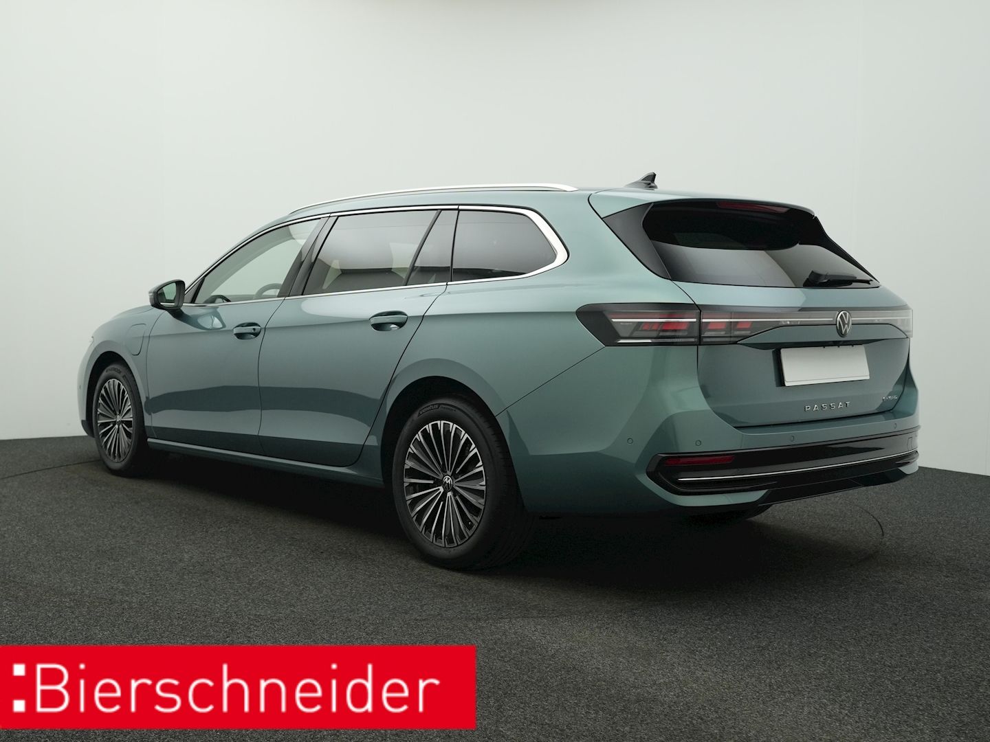 Volkswagen Passat Variant 1.5 TSI eHybrid DSG Elegance NAVI foto 3