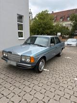 Mercedes-Benz W123 Automatik Klima elektr. Fensterh. Tüv... - Mercedes-Benz 230 in Stuttgart