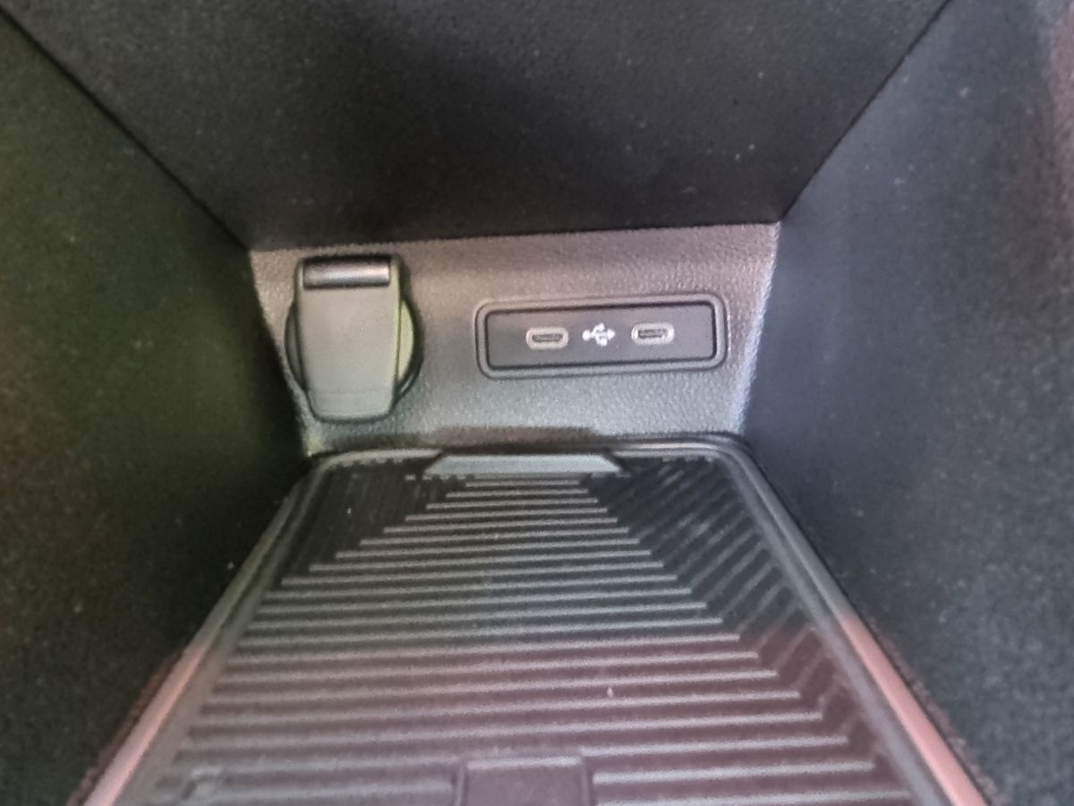 Fahrzeugabbildung Renault R 4 E-Tech elektrisch Techno 150 Comfort Range