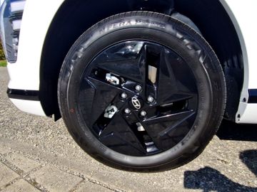 Hyundai KONA 65 kWh Trend (204 PS) el. Heckklappe