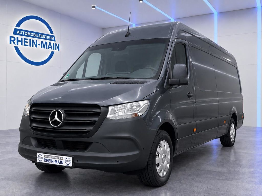 Image of Mercedes-Benz Sprinter