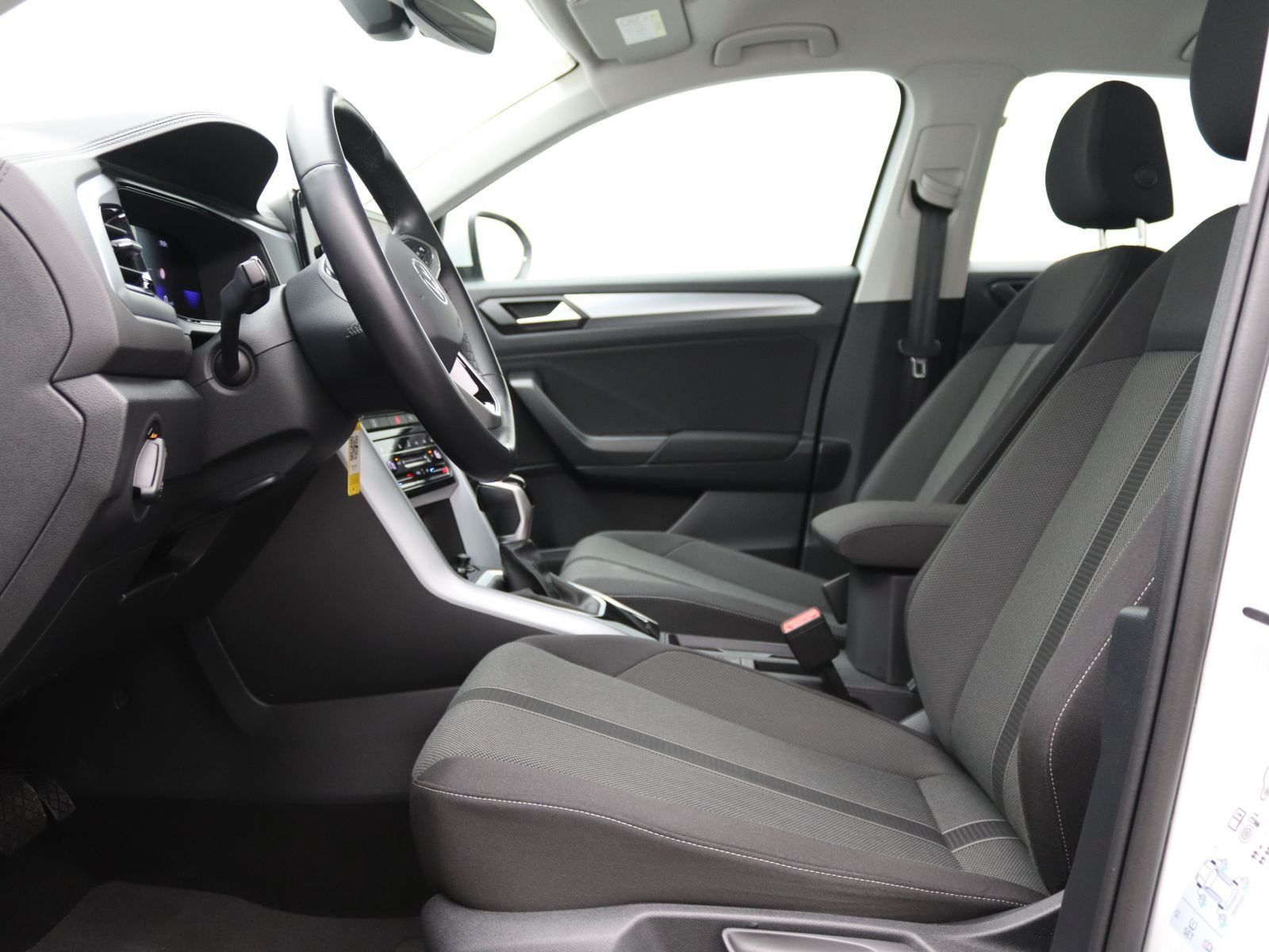 Volkswagen T-Roc - Bild 13