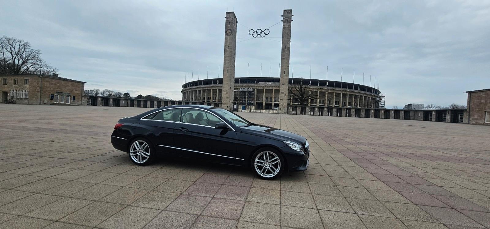 Mercedes-Benz E 200