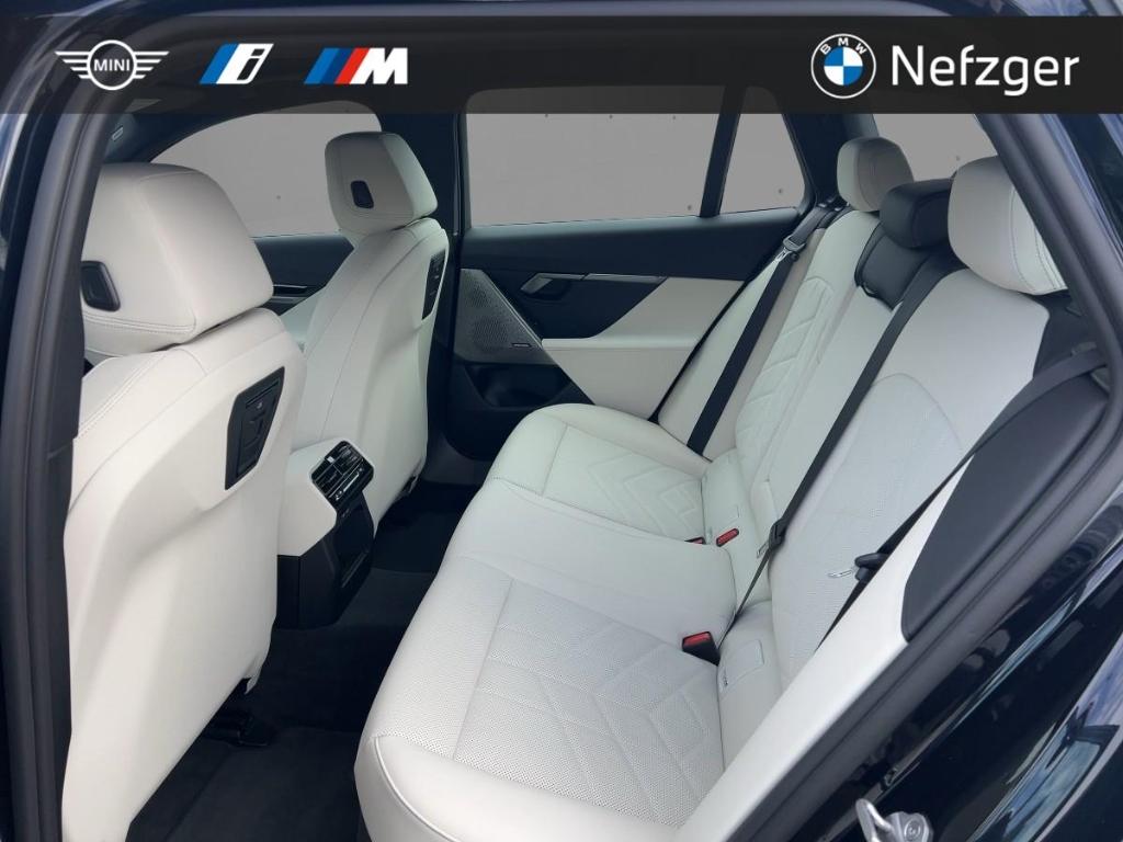 BMW 530 e Touring M Sport H&K LED Alarm M Fahrwerk D