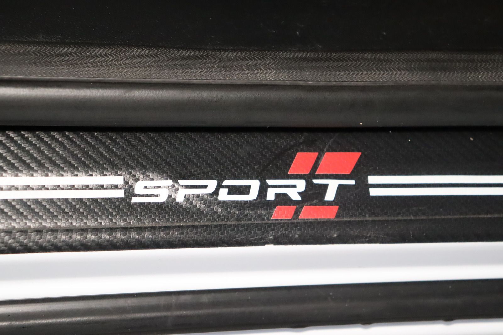 Fahrzeugabbildung Ford S-MAX 2.0 TDCi Sitzhzg./-lüftung * PDC * Tempom.