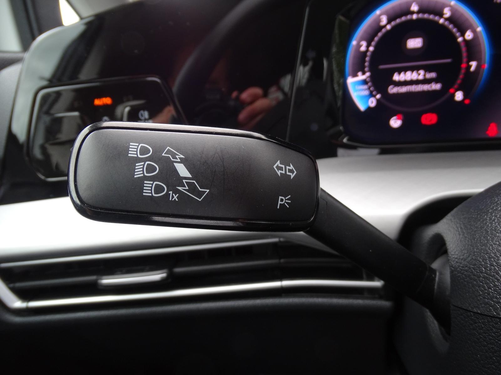 Volkswagen Golf VIII 16V TSI Life LED ACC Android Apple USB, миниатюра 20