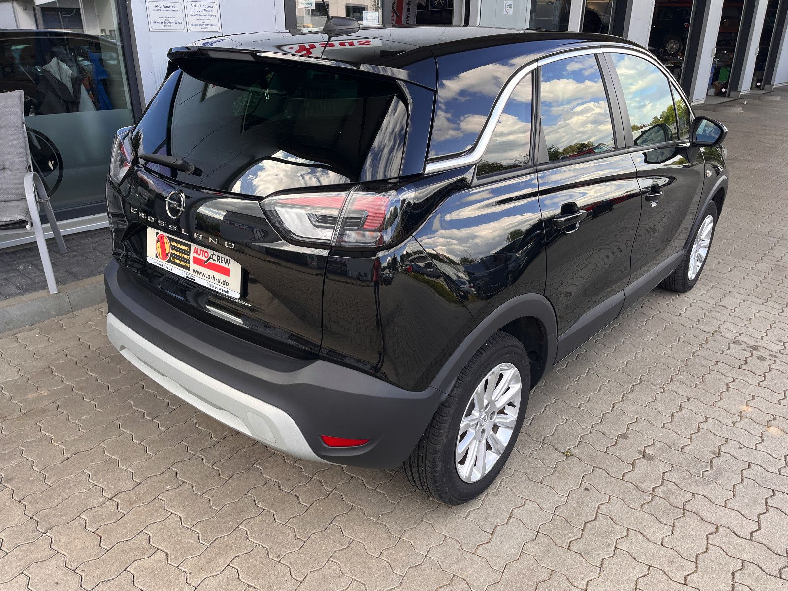 Fahrzeugabbildung Opel Crossland Elegance 1.2 Turbo