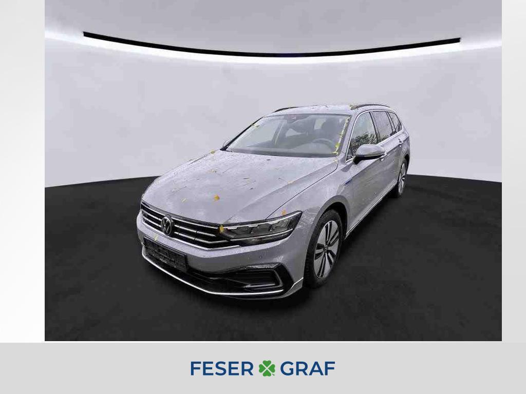 Volkswagen Passat Variant 1.4 TSI GTE ACC AHK Navi Sitzh.