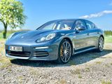Porsche Panamera 4,  Vollausstattung, wie neu - Porsche Panamera: Limousine