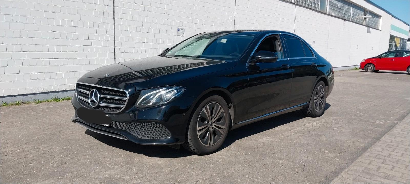 Mercedes-Benz E 200d/NAVI/KAMERA/MOTOR 230TKM/LED