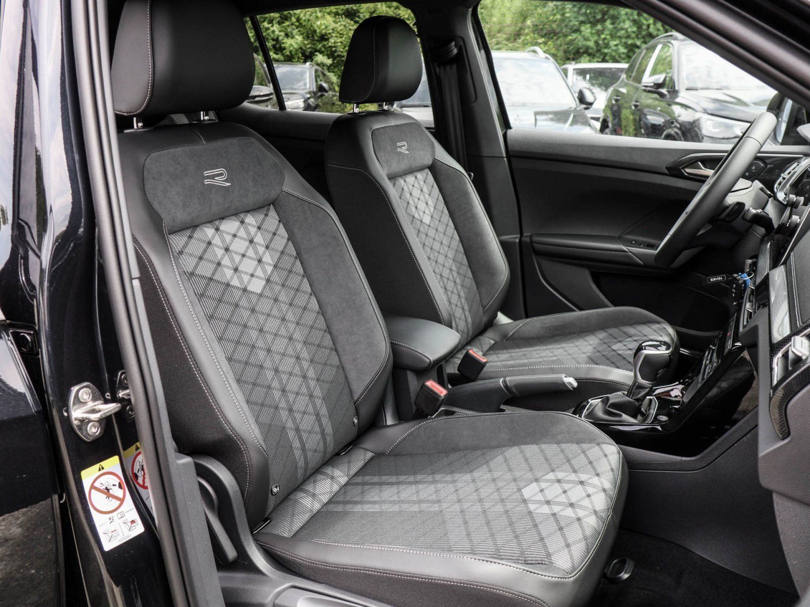 Volkswagen T-Cross - Bild 6