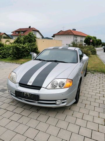 Hyundai Coupe