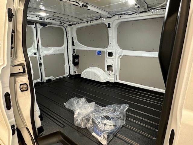 Fahrzeugabbildung Ford Transit Custom Kasten 320 L1 Trend FWD Plug-in H