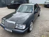 Mercedes-Benz 230 - Mercedes-Benz 230 Gebrauchtwagen in Berlin