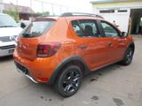 Dacia Sandero II Stepway Celebration - Dacia Sandero: Stepway