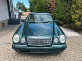 Mercedes-Benz Mercedes Benz E 290 Turbodiesel (*TÜV NEU*) - Mercedes-Benz E 290 mit Diesel-Antrieb