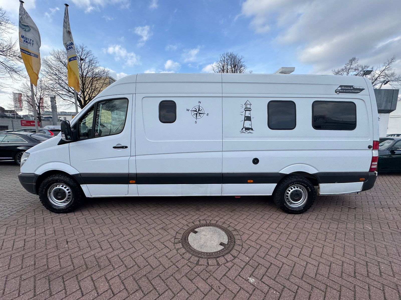 Vehicle image Mercedes-Benz SPRINTER 313 ELBE BOOTS MANUFACTURE
