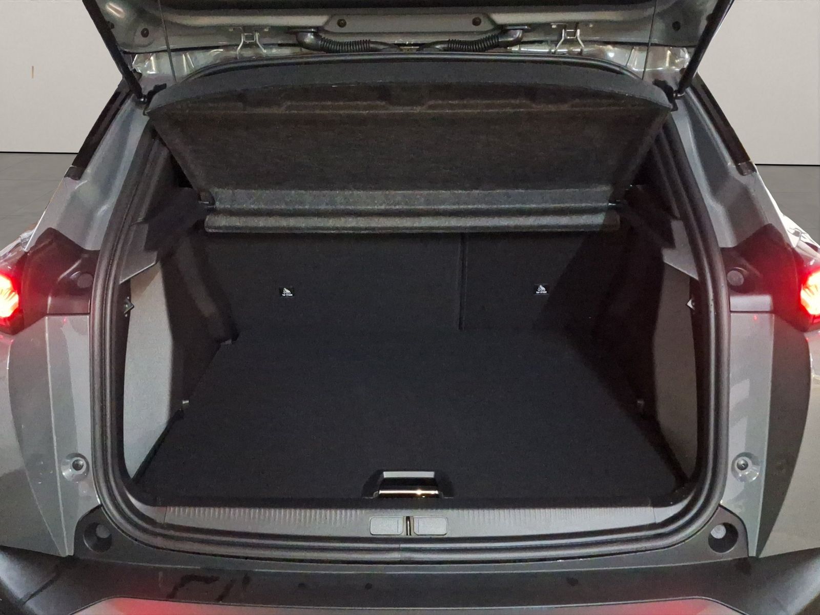 Peugeot 2008 - Bild 18