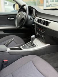 BMW 320 - 12