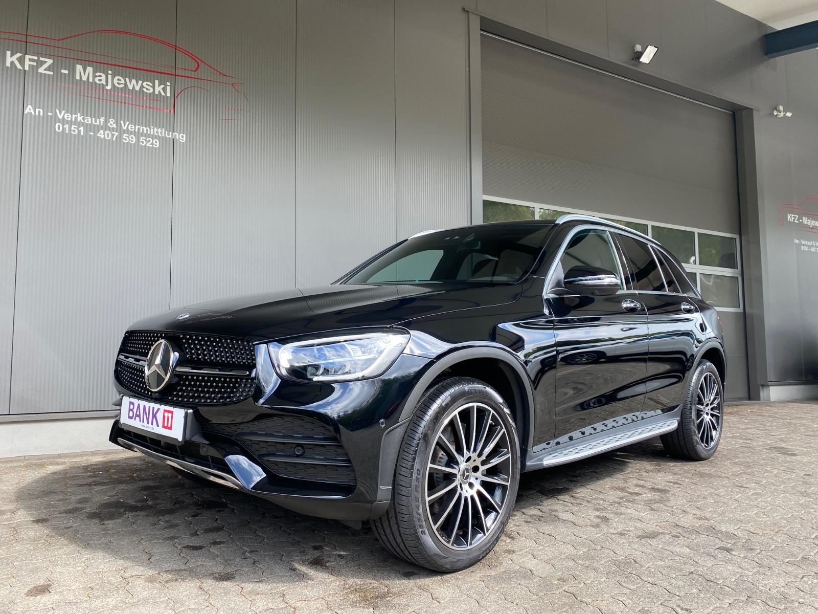Mercedes-Benz GLC 300 4Matic//Carplay//Digitaltacho