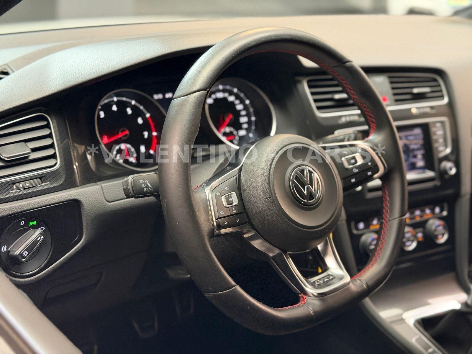 Volkswagen Golf VII Lim. GTI Navi/Temp/Parklenk/Shz/BiXen