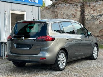 Opel Zafira - 11