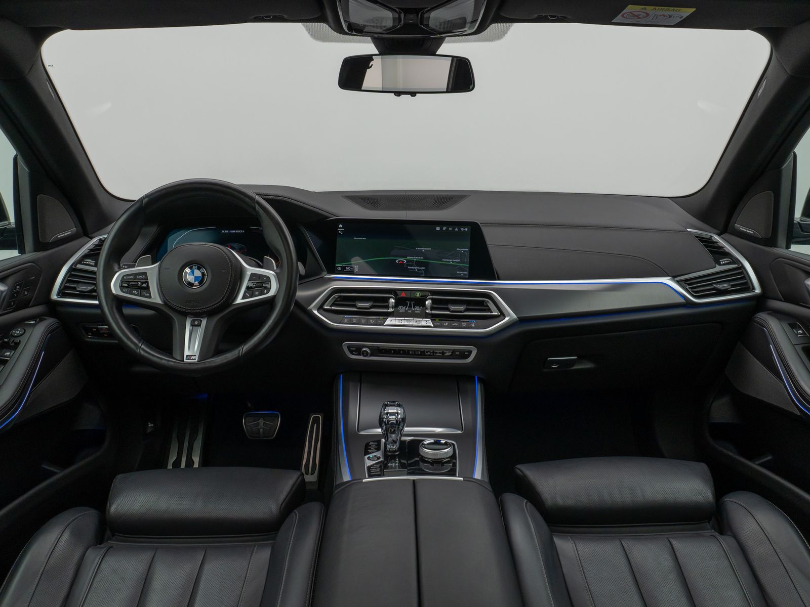 Fahrzeugabbildung BMW X5 M50i Panorama 360° Laser HUD H/K Individual