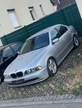 BMW E39 530i - BMW 530: E39 530i