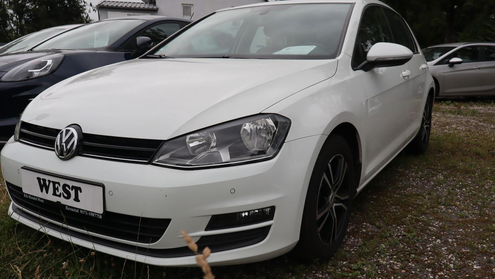 Volkswagen Golf VII Lim. Comfortline 1.6 TDI Navi